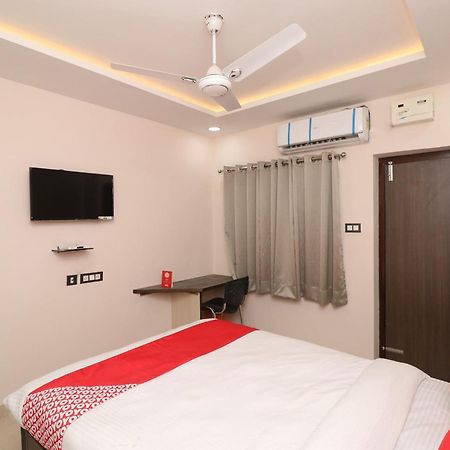 Hotel Centre Point Горакпур Екстериор снимка